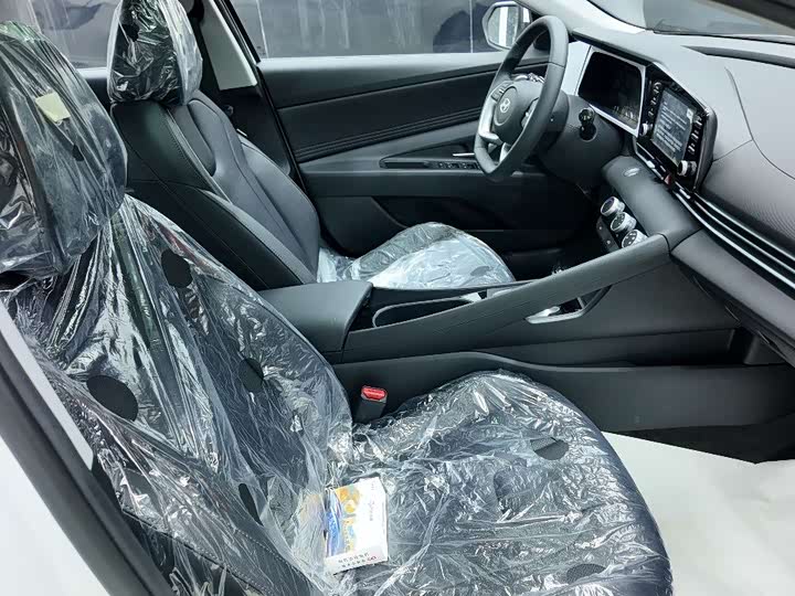 Фото 10 - Hyundai Elantra N line