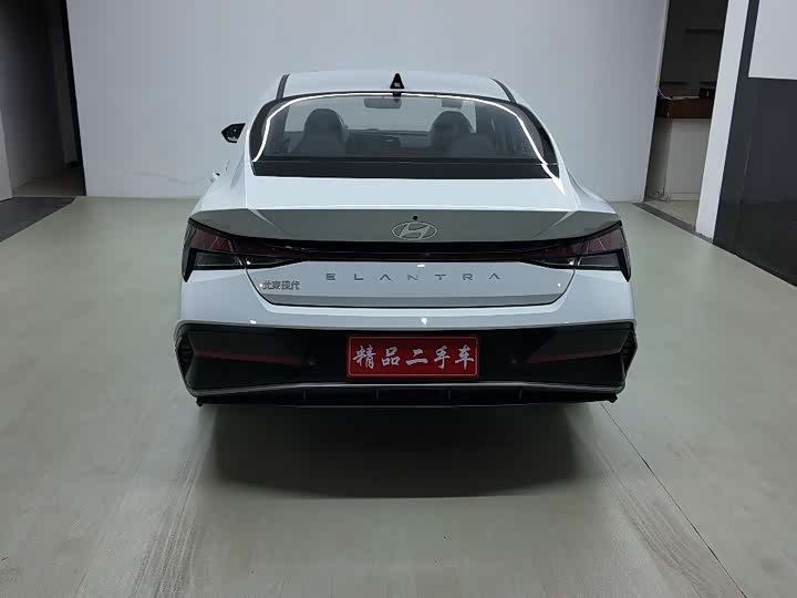 Фото 2 - Hyundai Elantra N line