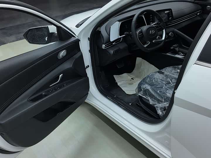 Фото 7 - Hyundai Elantra N line