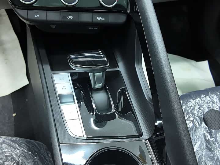 Фото 8 - Hyundai Elantra N line