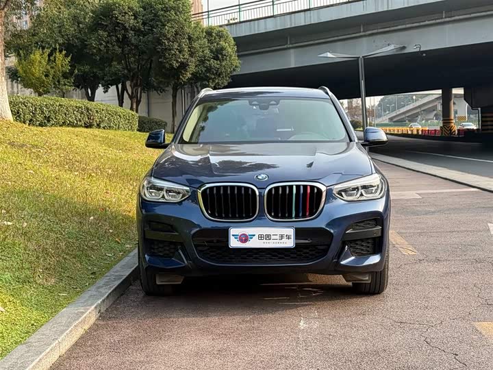 Фото 2 - BMW X3