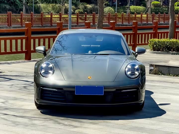 Фото 1 - Porsche 911