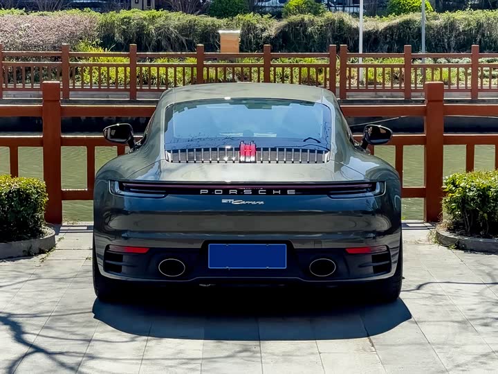 Фото 3 - Porsche 911