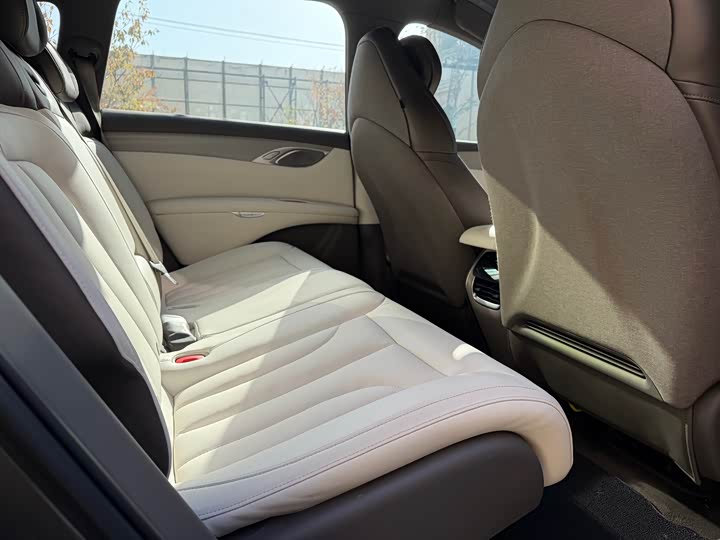 Фото 17 - IM motors LS7