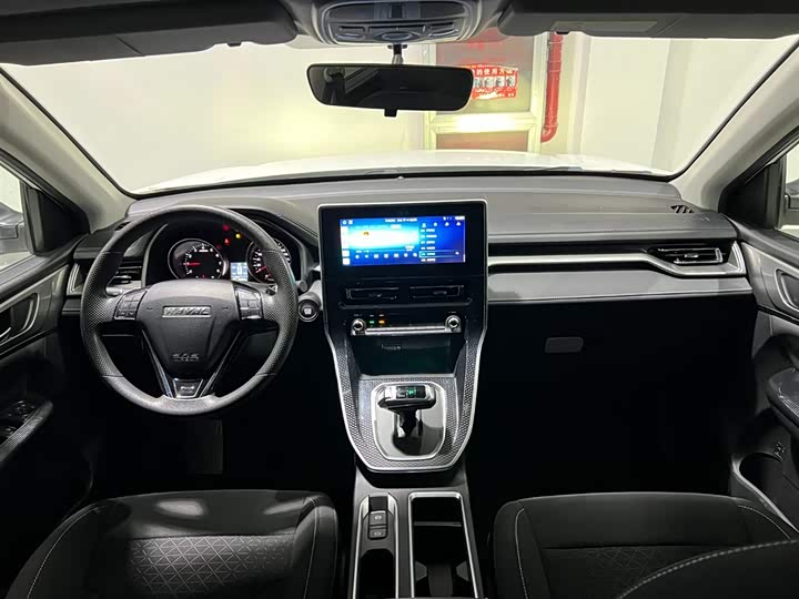 Фото 12 - Haval M6