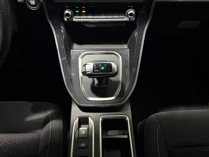 Фото 14 - Haval M6