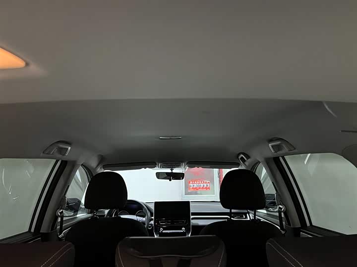 Фото 8 - Haval M6