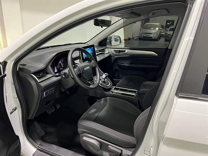 Фото 9 - Haval M6