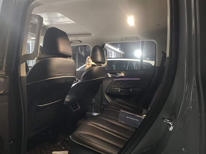 Фото 5 - Tank 300