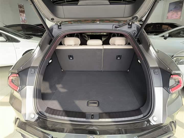 Фото 9 - Xiaomi YU7