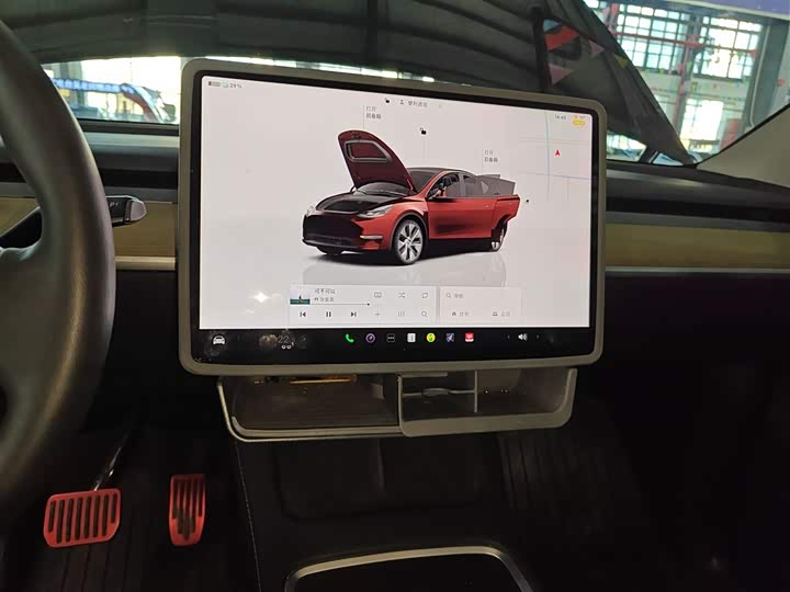 Фото 13 - Tesla Model Y