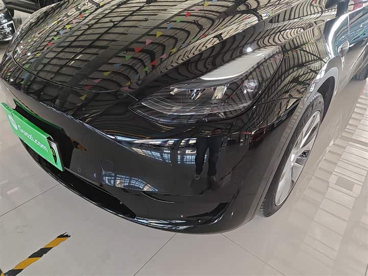 Фото 24 - Tesla Model Y