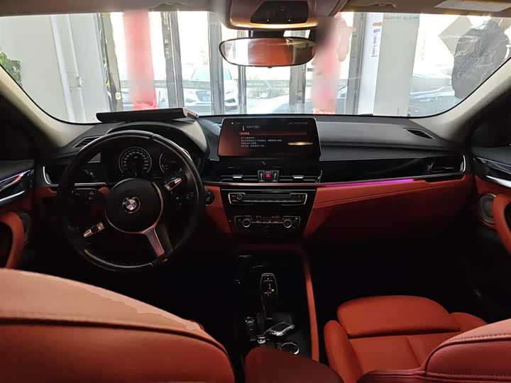 Фото 10 - BMW X2