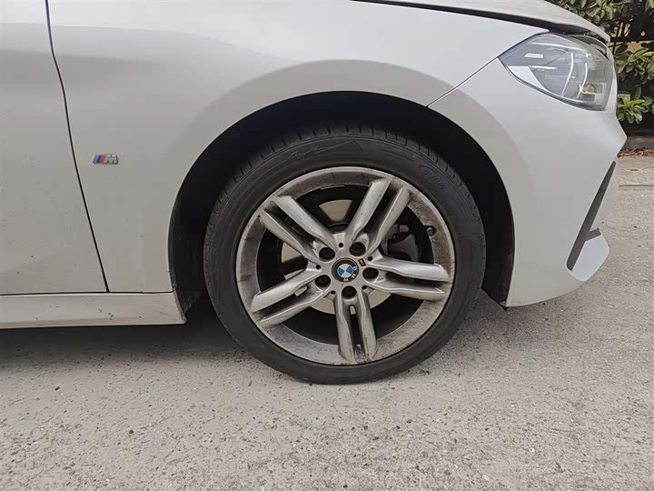 Фото 31 - BMW 1 Series