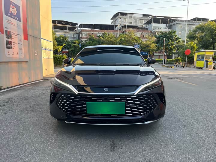 Фото 2 - BYD Qin L