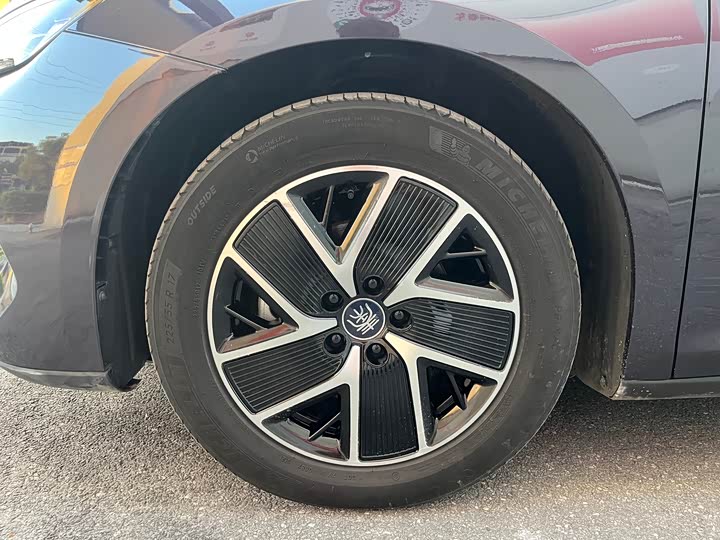 Фото 31 - BYD Qin L