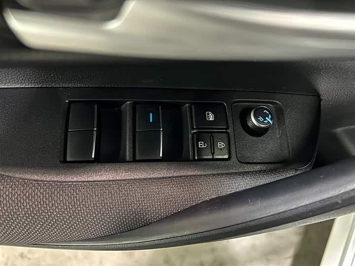 Фото 9 - Toyota Levin