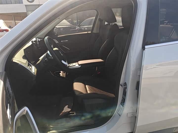 Фото 15 - BMW X1