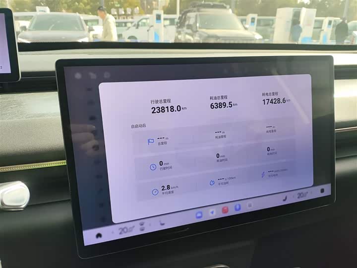 Фото 12 - Exeed Sterra ET