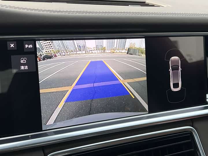 Фото 19 - Porsche Panamera