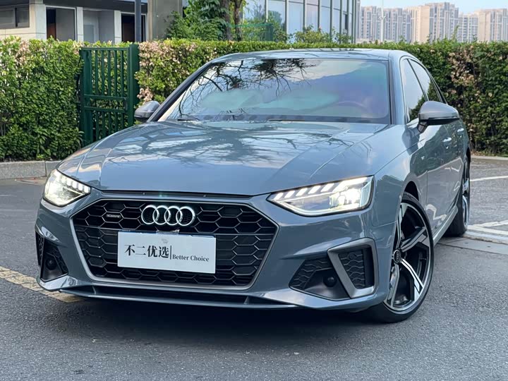 Фото 3 - Audi A4L