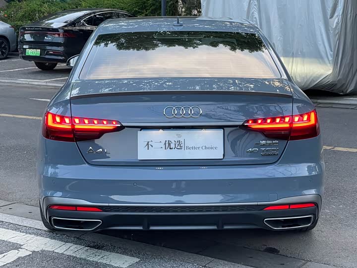 Фото 7 - Audi A4L