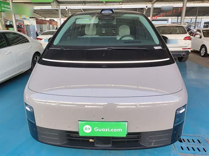 Фото 3 - LiXiang Mega