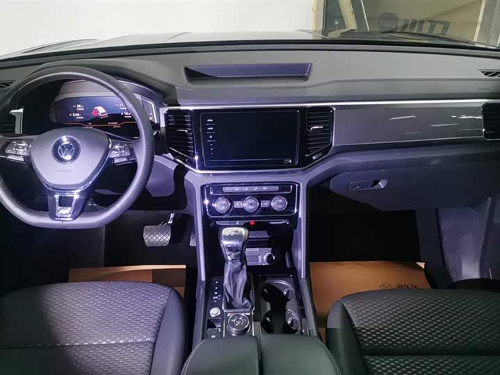 Фото 12 - Volkswagen Teramont Pro