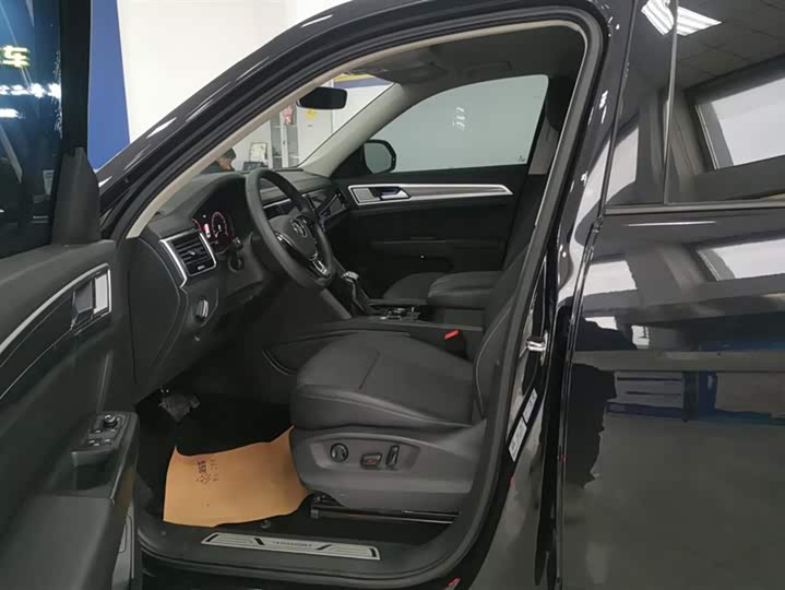 Фото 9 - Volkswagen Teramont Pro