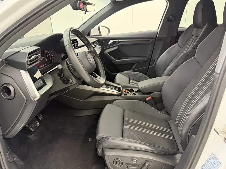 Фото 10 - Audi A3