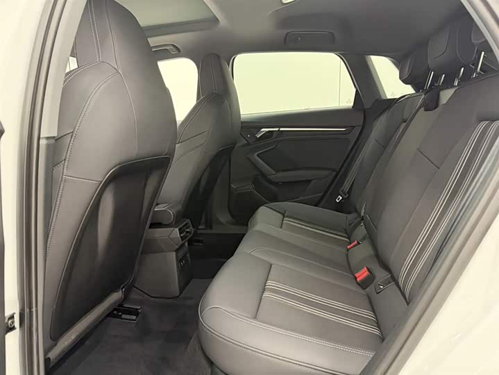 Фото 16 - Audi A3