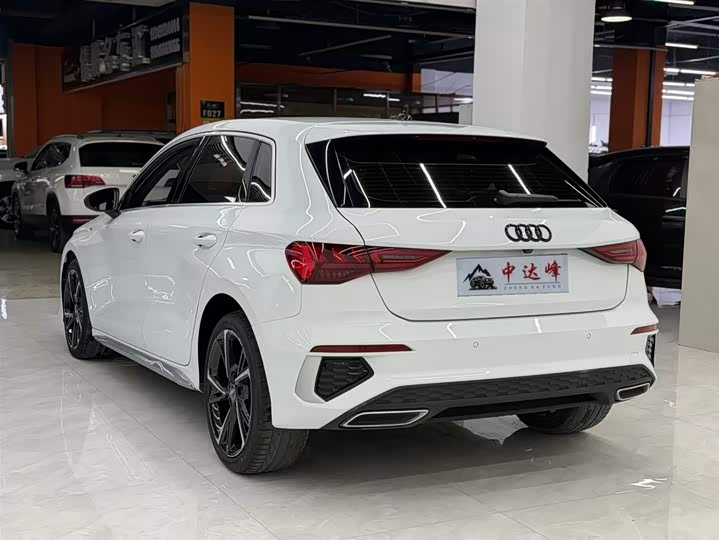 Фото 5 - Audi A3