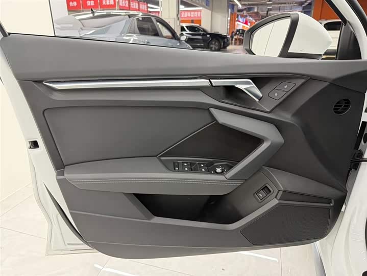 Фото 8 - Audi A3