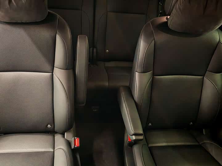 Фото 17 - LiXiang L8