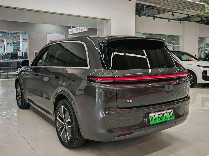 Фото 19 - LiXiang L8