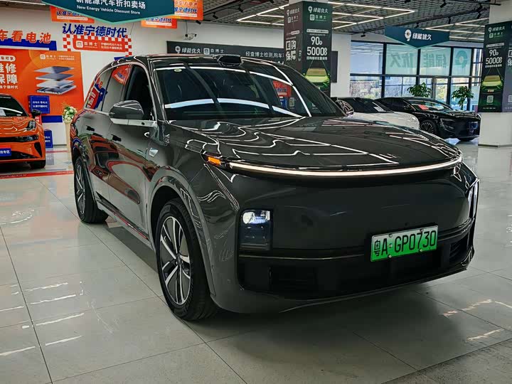 Фото 3 - LiXiang L8