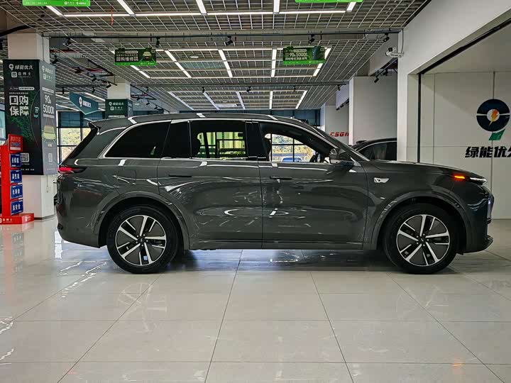 Фото 4 - LiXiang L8