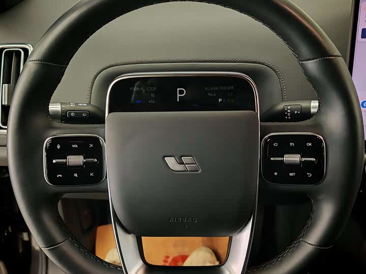 Фото 8 - LiXiang L8