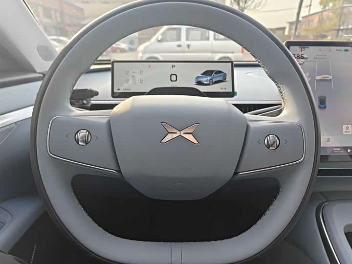 Фото 10 - XPeng Mona M03