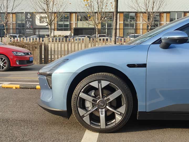 Фото 6 - XPeng Mona M03