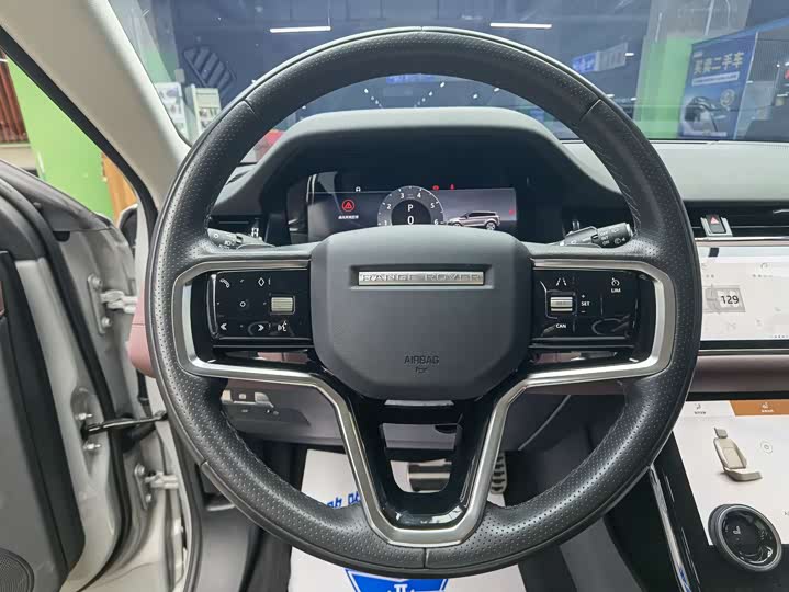 Фото 10 - Land Rover Range Rover Evoque L