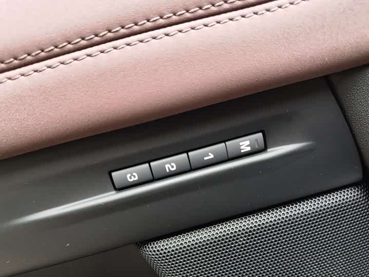 Фото 15 - Land Rover Range Rover Evoque L