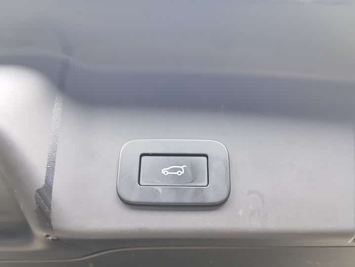 Фото 17 - Land Rover Range Rover Evoque L