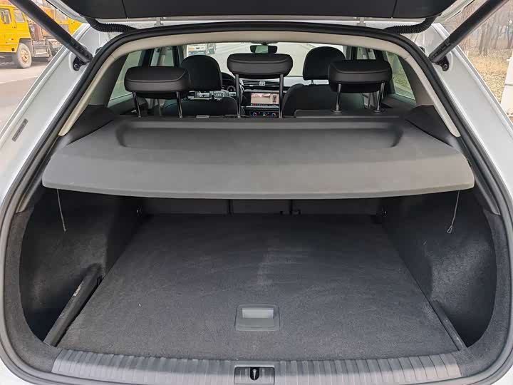 Фото 15 - Audi Q3