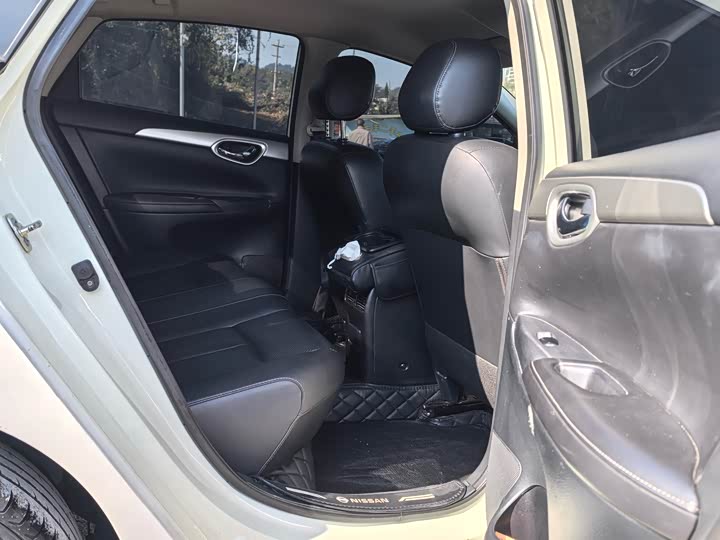 Фото 12 - Nissan Sylphy