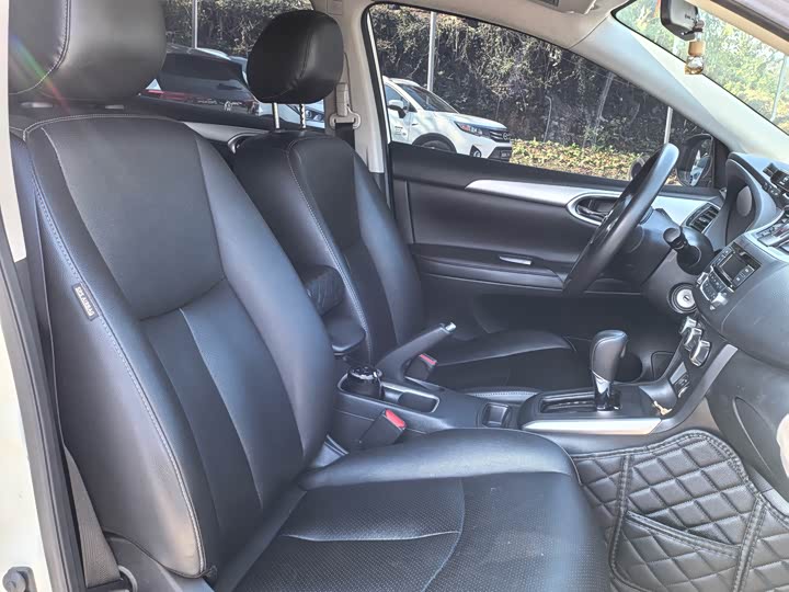 Фото 14 - Nissan Sylphy