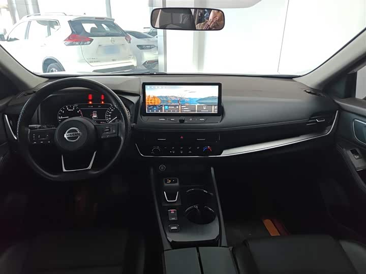 Фото 10 - Nissan X-Trail