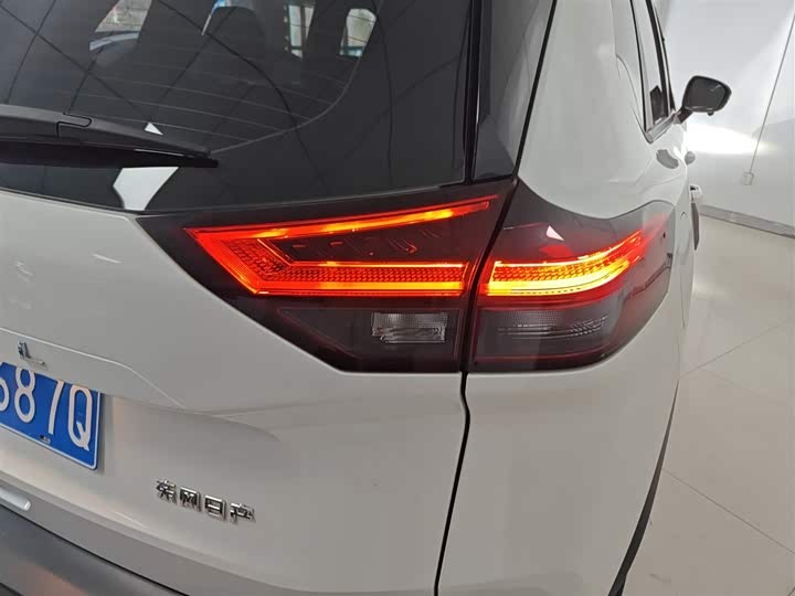 Фото 8 - Nissan X-Trail