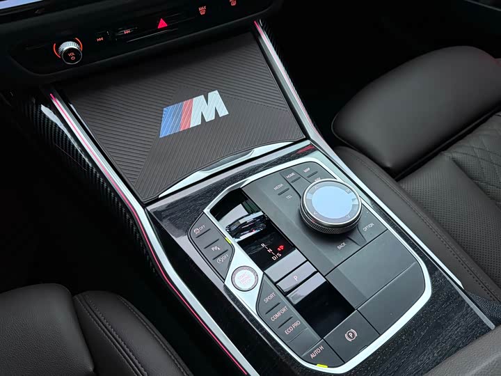 Фото 10 - BMW 3 Series