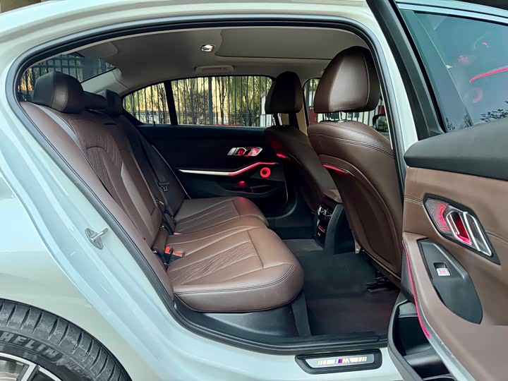 Фото 13 - BMW 3 Series